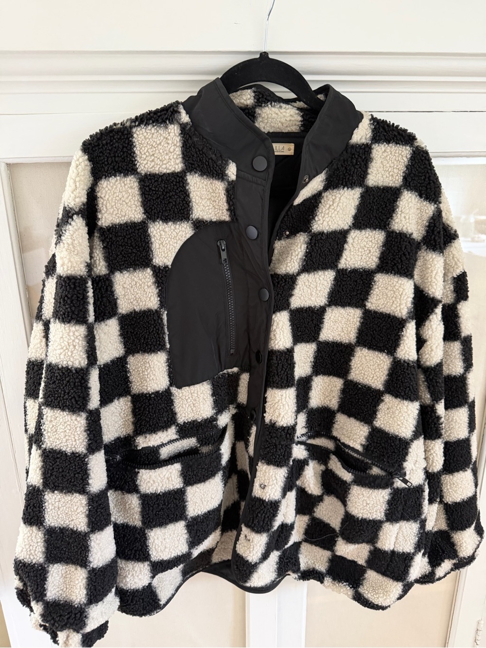 black and cream checkered button-up fleece jacket
